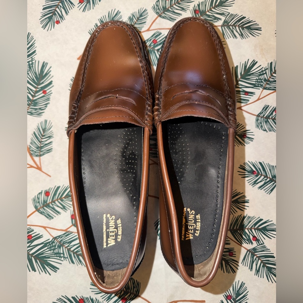 G.H. Bass & Co. Rich Brown Leather Loafers - Picture 2 of 5